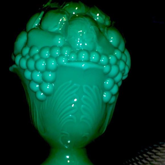 Vintage Jadite Italian Murano Lamp Shade( Rare!) - Picture 2 of 2